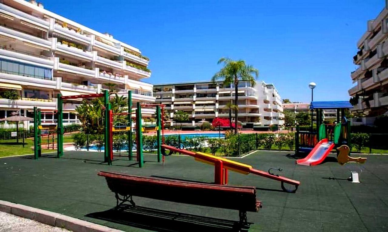 Apartamento En Marbella Junto A Campos De Golf Dış mekan fotoğraf