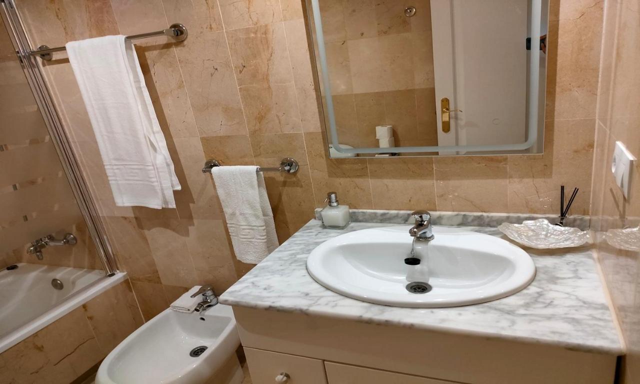 Apartamento En Marbella Junto A Campos De Golf Dış mekan fotoğraf