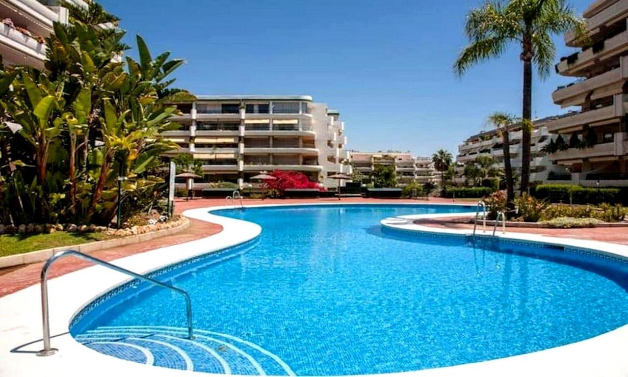 Apartamento En Marbella Junto A Campos De Golf Dış mekan fotoğraf